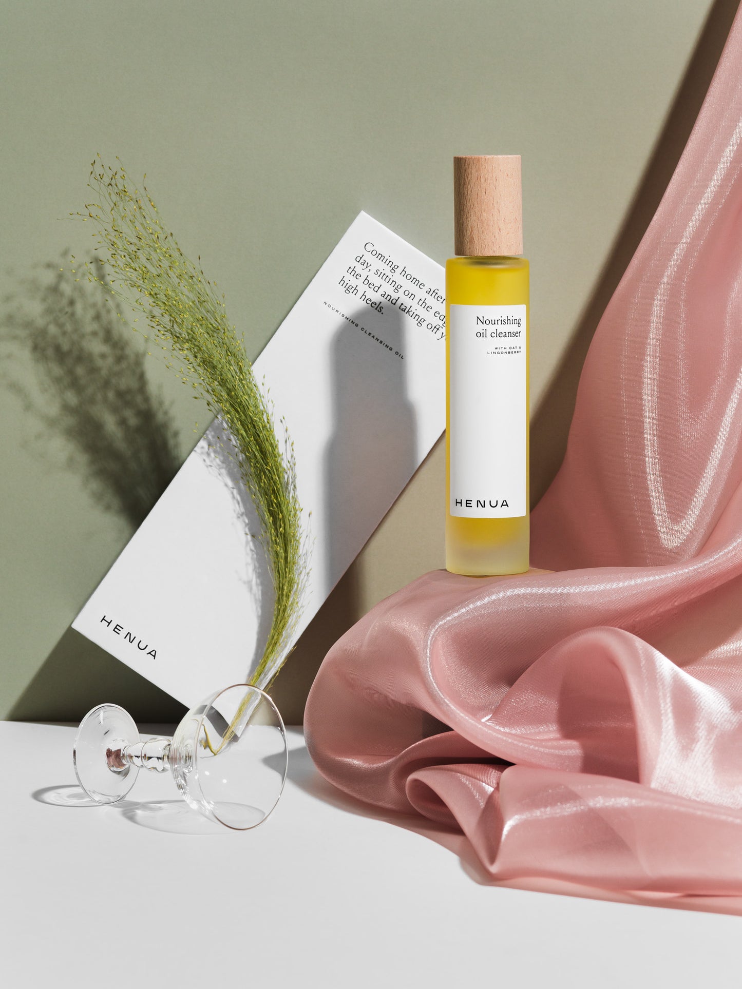 NOURISHING OIL CLEANSER - puhdistuöljy